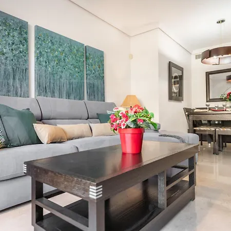Seaside With Large Terrace, Pool & Parking Rems * Benalmadena